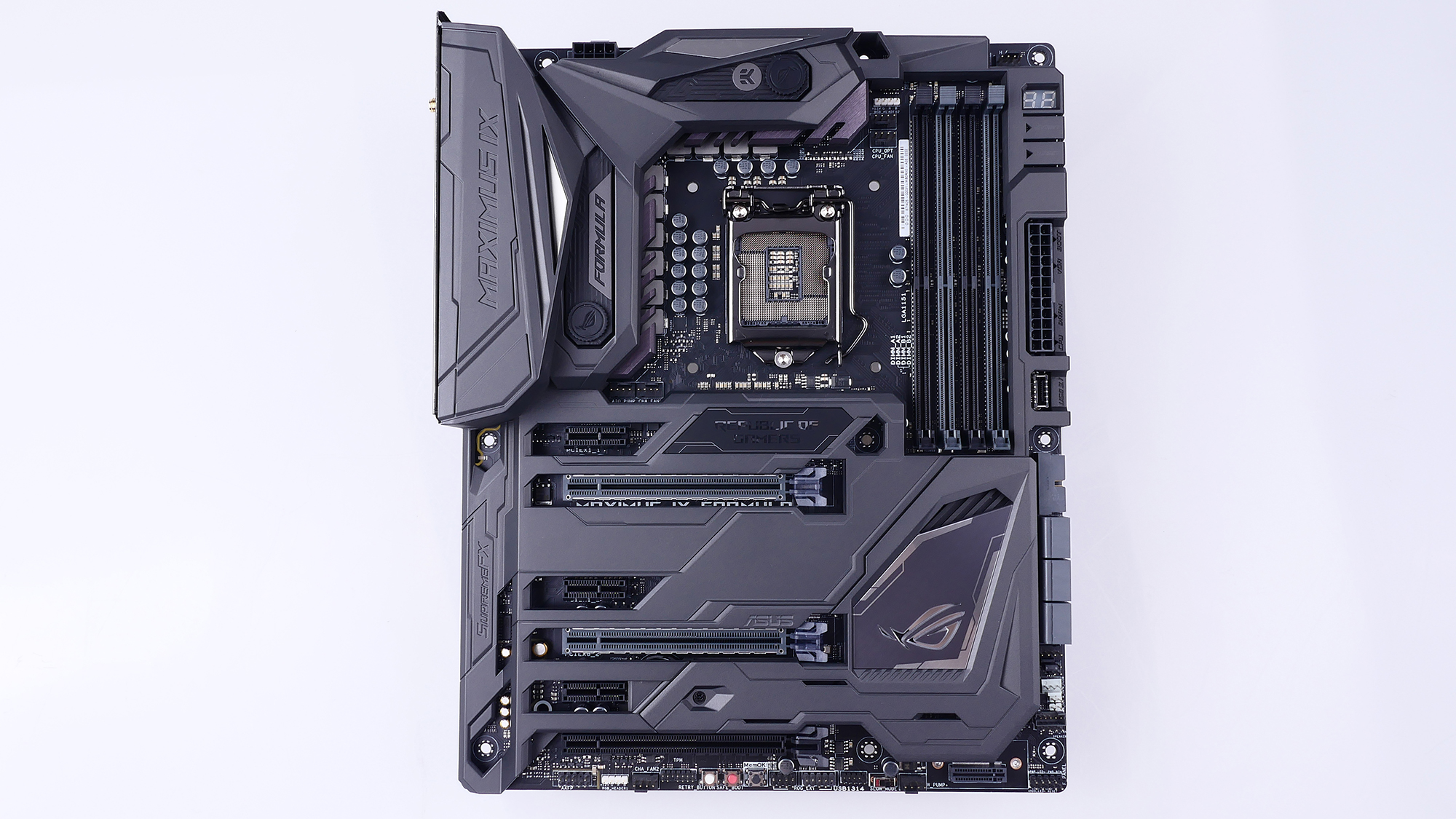 Which Z270 Motherboard is best for you - The Maximus IX Formula or 