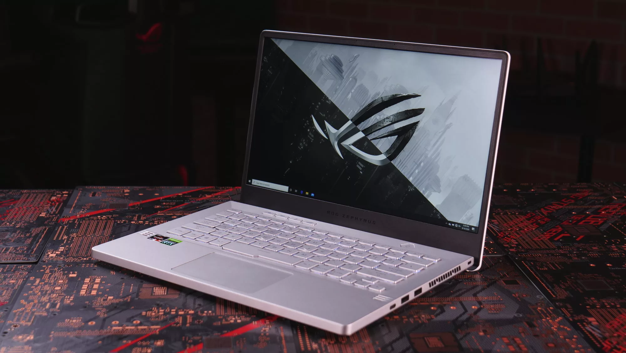 Hands-on: the 14” ROG Zephyrus G14 games as well as it travels | ROG ...