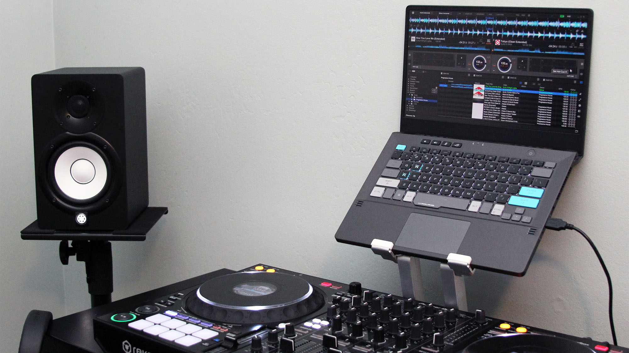 dj setup side