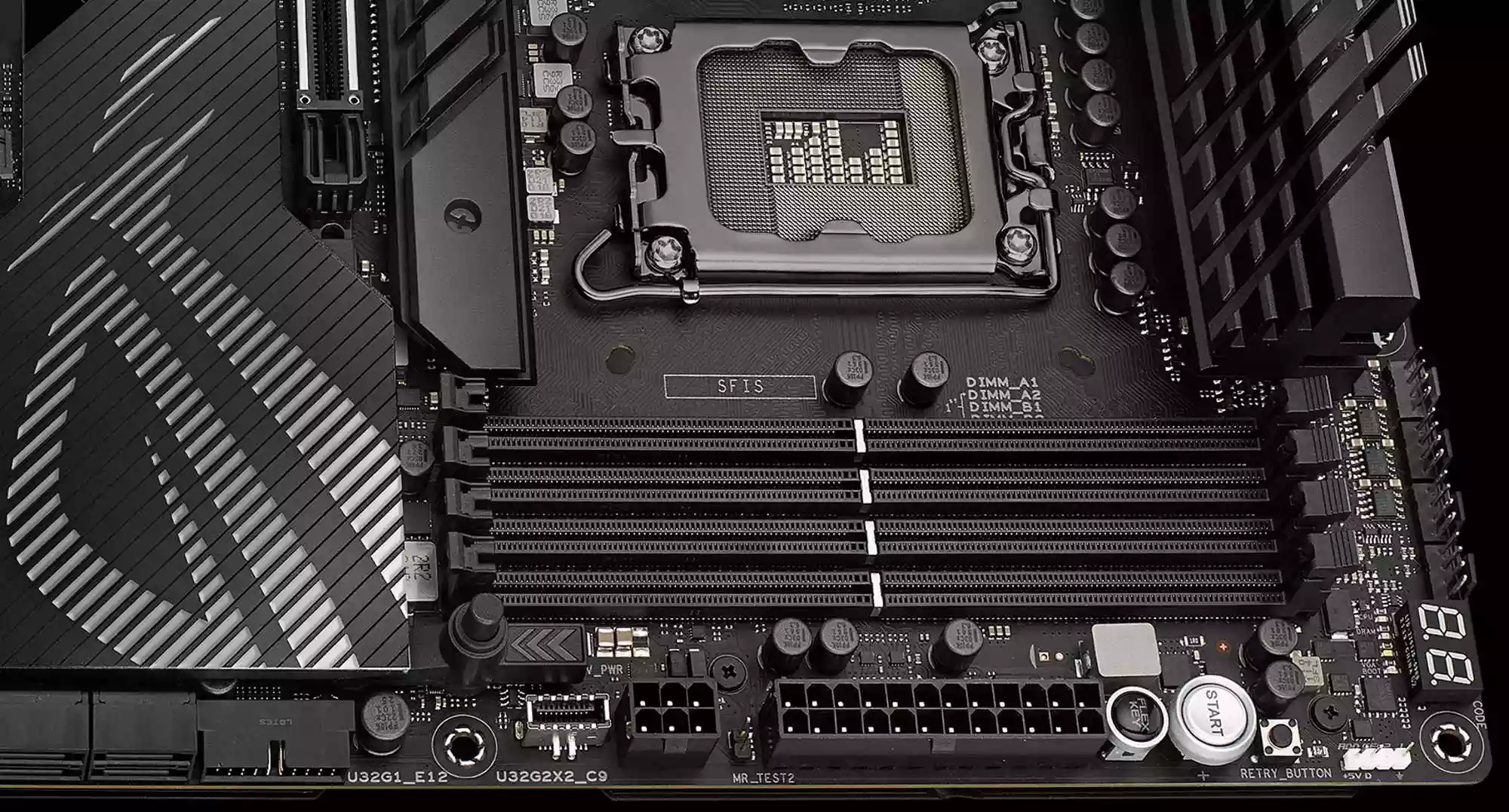 DRAM slots on the ROG Maximus Z790 Extreme motherboard