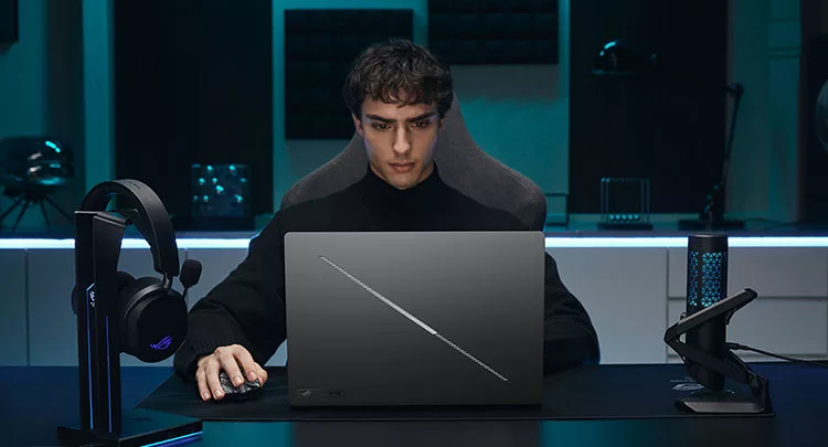 Republic of Gamers spustil predaj nového herného notebooku Zephyrus G16